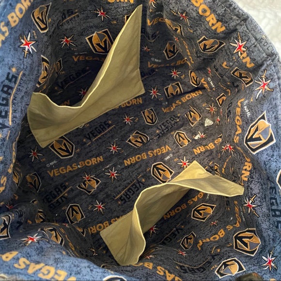 **SOLD**Las Vegas Golden Knights Purse - Picture 7 of 7